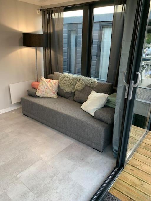 ズワールトスライスUnique New Houseboat Moored 4アパートメント エクステリア 写真