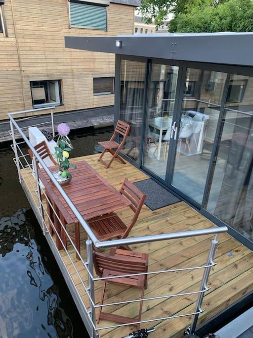 ズワールトスライスUnique New Houseboat Moored 4アパートメント エクステリア 写真